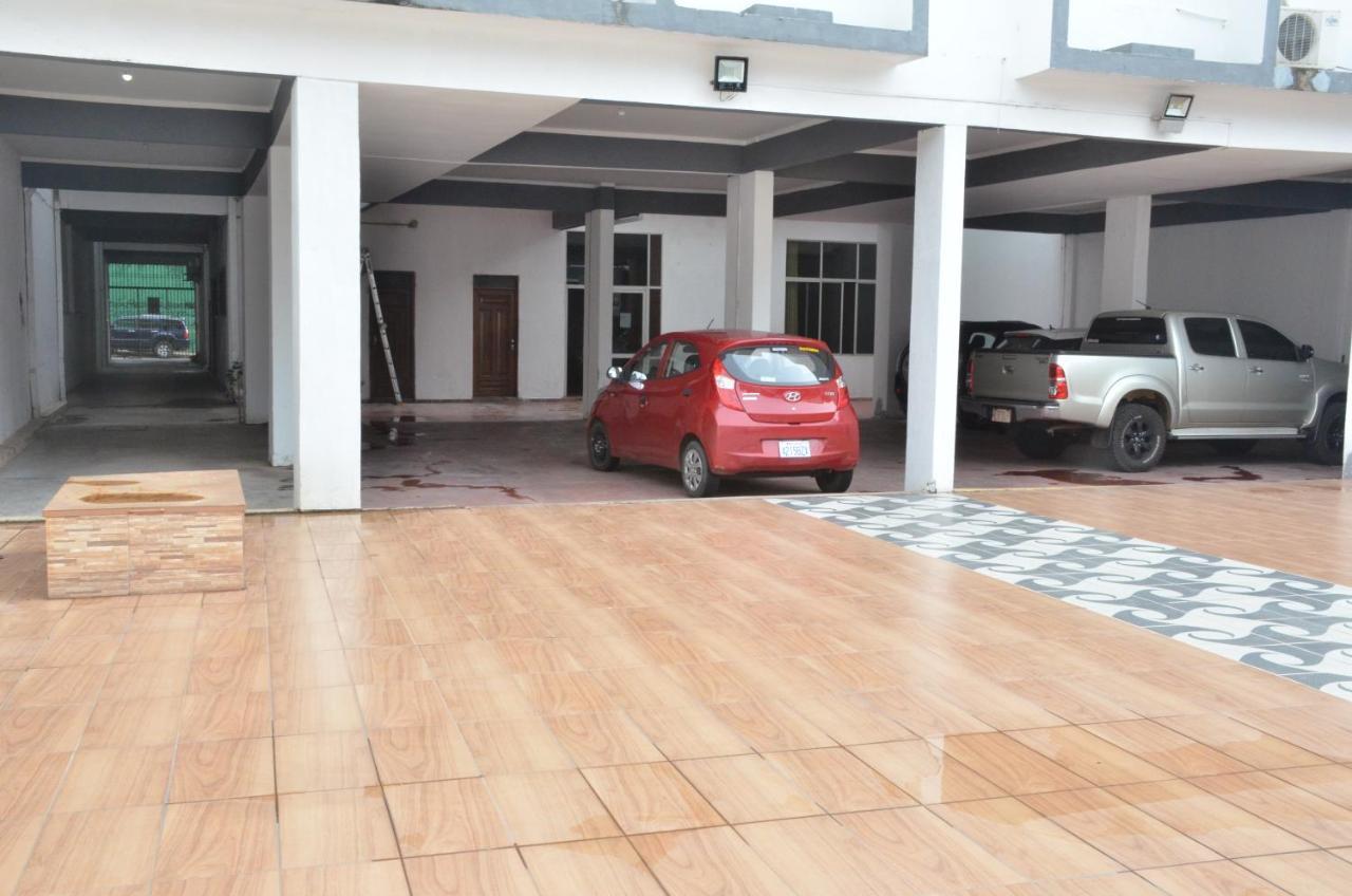 Hostal Ibiza Santa Cruz de La Sierra Bagian luar foto